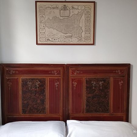 Arte Bianca Bed & Breakfast Palermo Bagian luar foto
