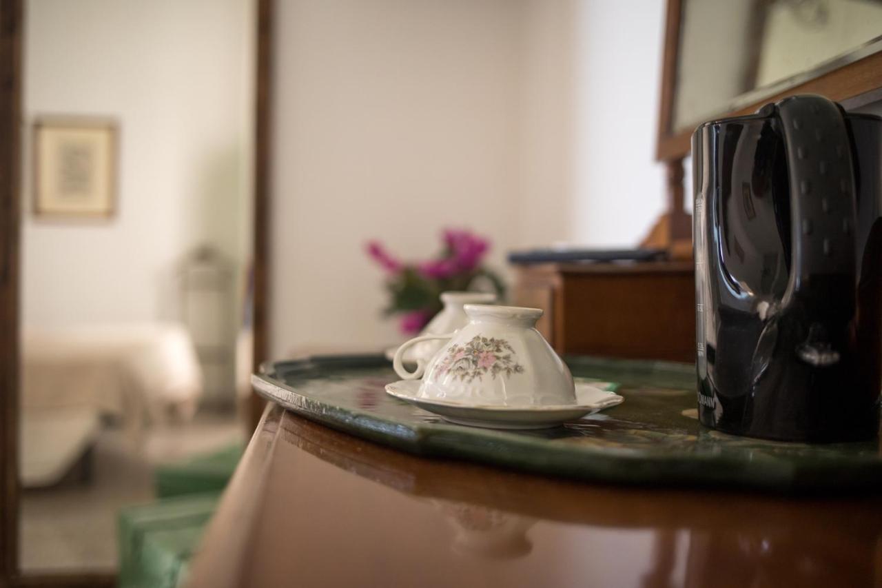 Arte Bianca Bed & Breakfast Palermo Bagian luar foto